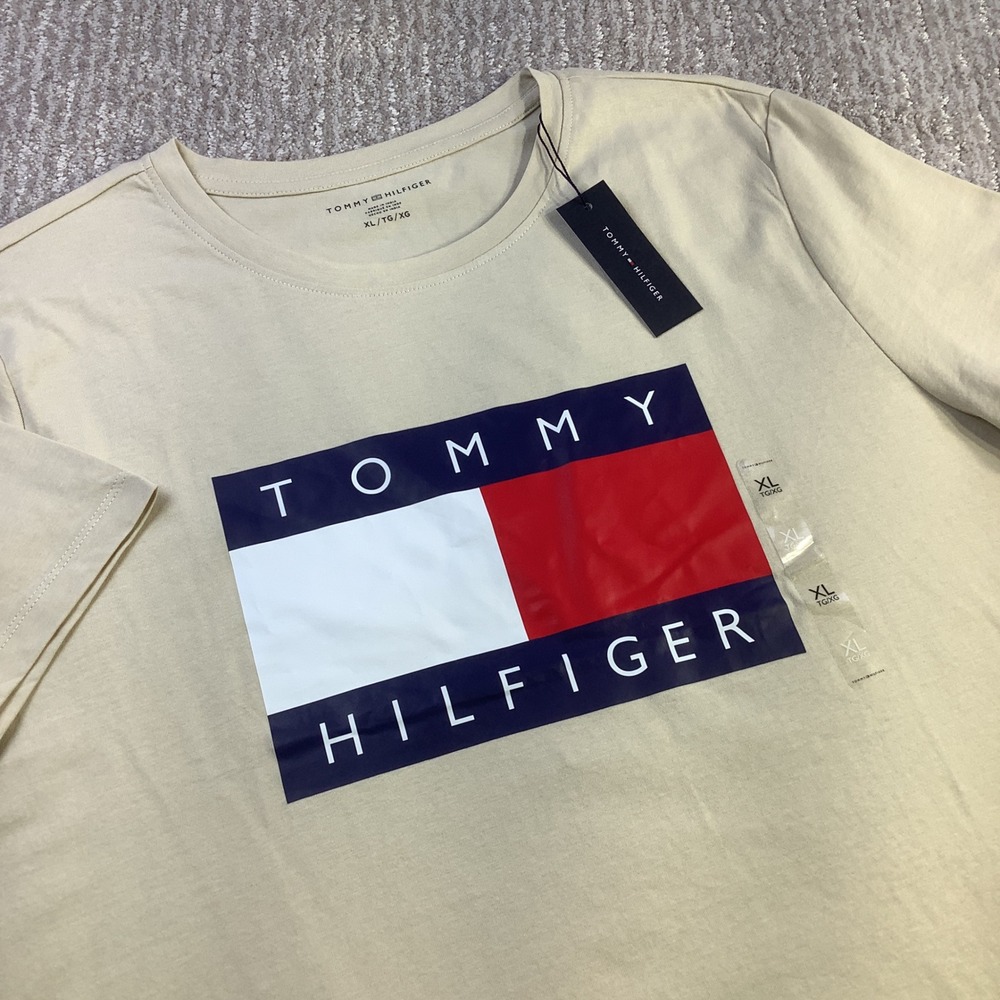 Tommy Hilfiger Beige Graphic Flag Logo T-Shirt Size XL NWT